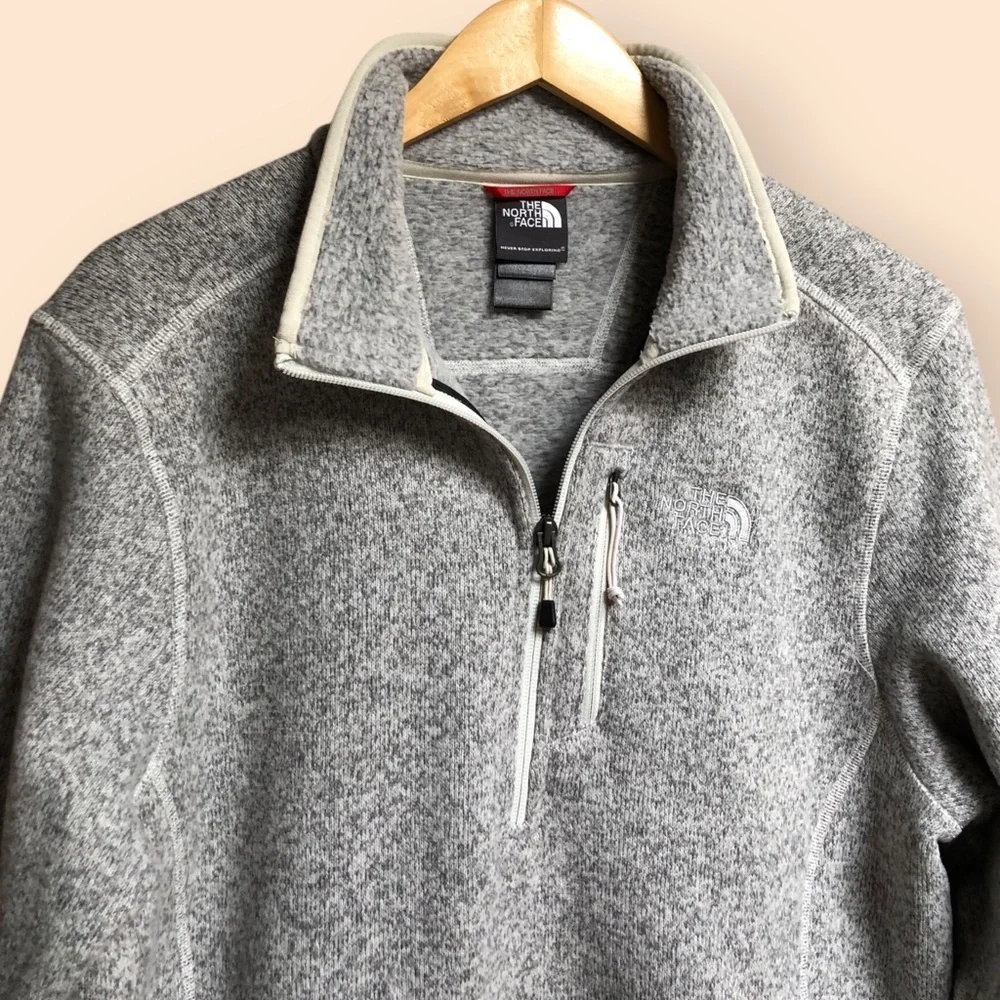 The North Face MENS Grey Knit Quarter Zip Pullover Fleece Sweater MENS Small